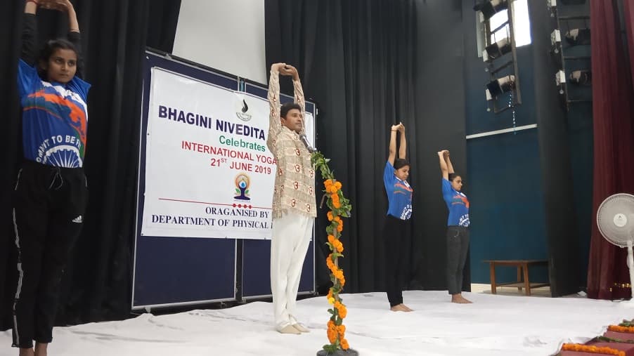 Bhagini Nivedita College Yoga day photo 2